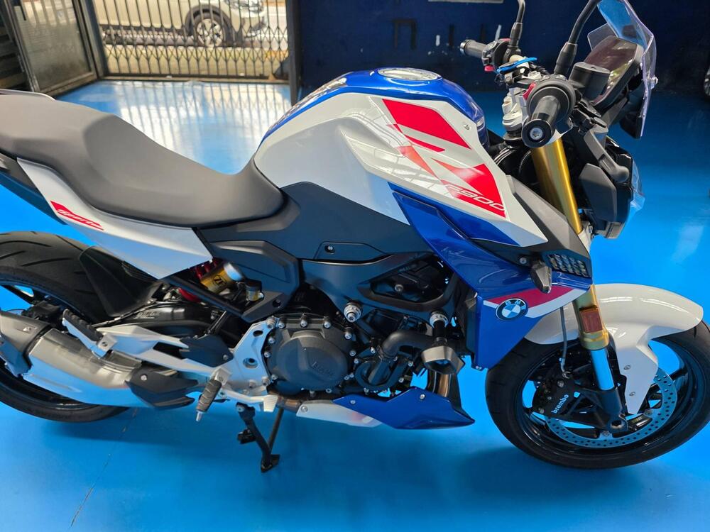 Bmw F 900 R (2021 - 24) (3)
