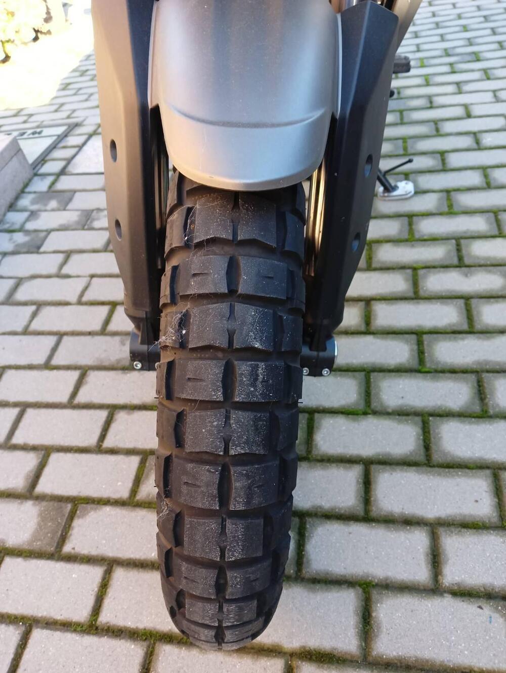 Moto Morini X-Cape 650 (2021 - 26) (5)