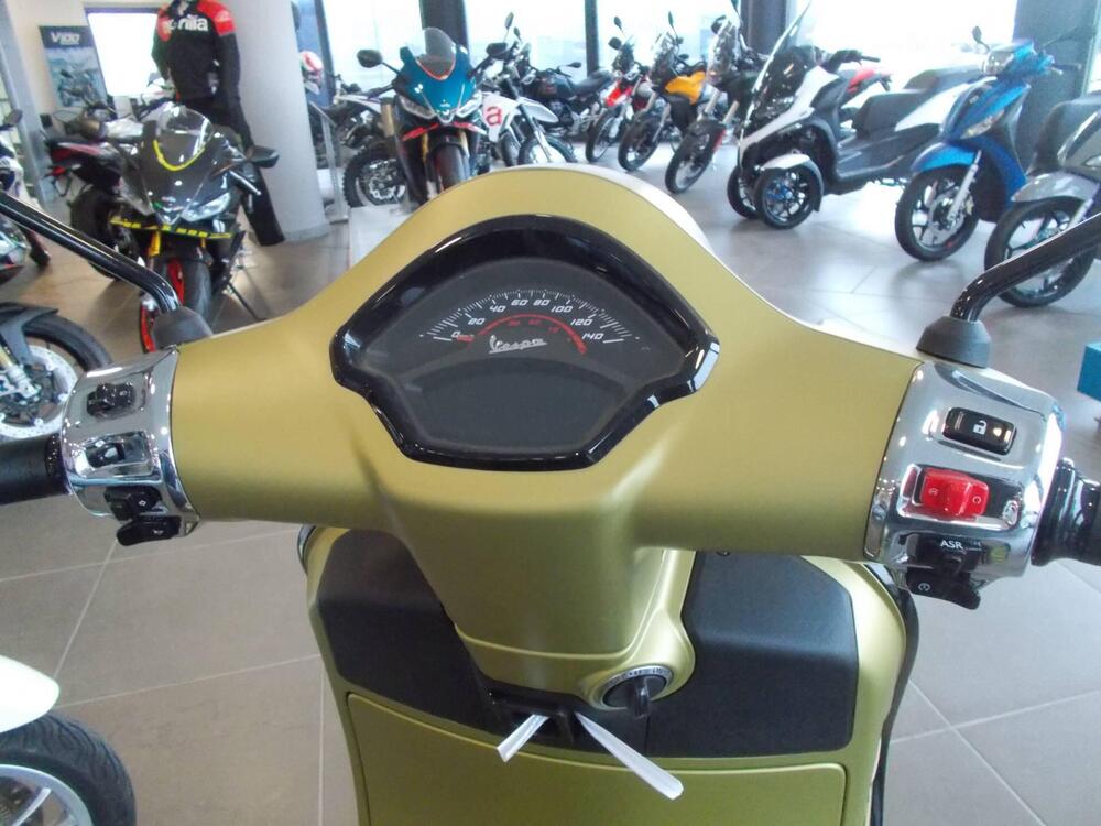 Vespa GTS 300 Super Sport (2023 - 24) (5)