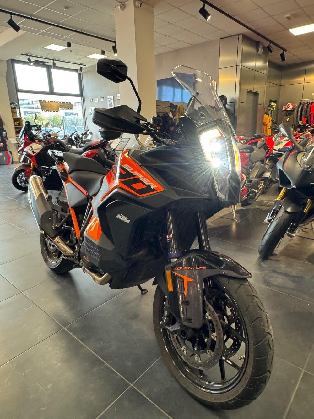 KTM 1290 Super Adventure S (2022 - 25) (2)