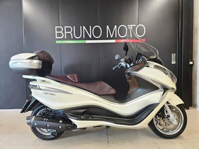 Piaggio X10 500 Executive (2011 - 17) usata