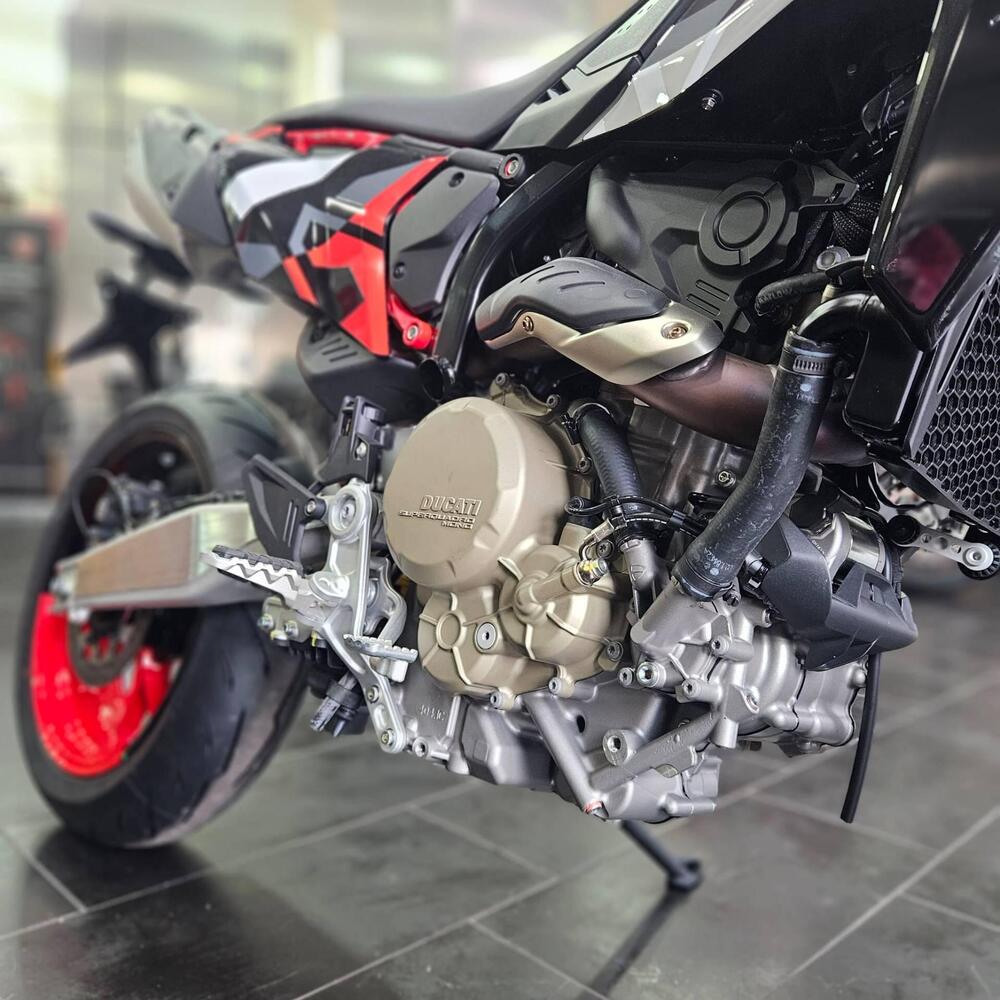 Ducati Hypermotard 698 Mono RVE (2024 - 26) (3)
