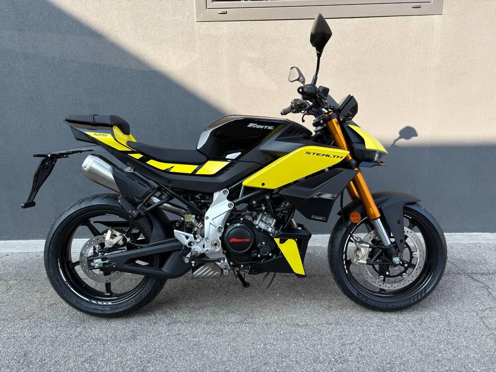 Fantic Motor Stealth 125 (2025 - 26) (2)