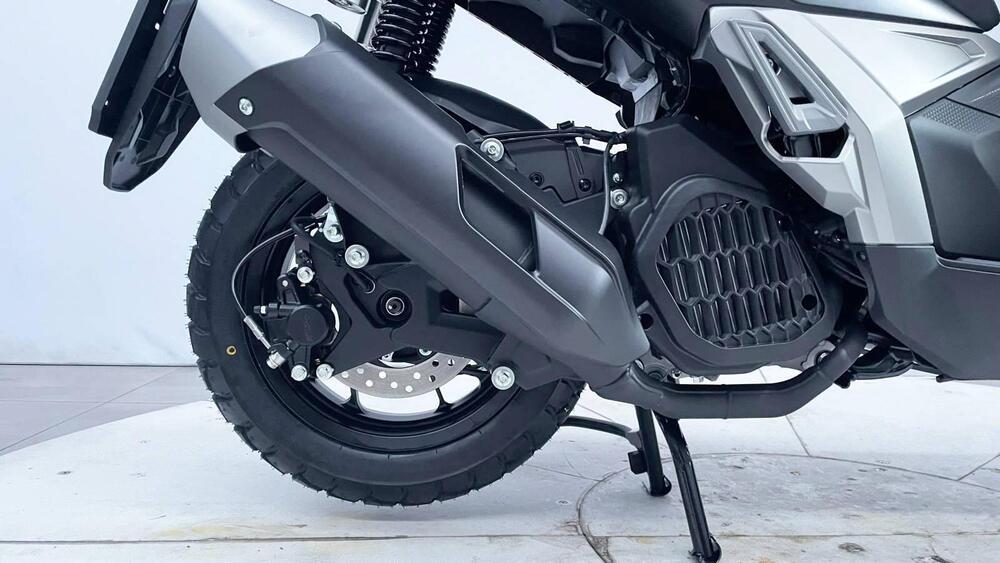 Voge Sfida SR1 ADV (2023 - 26) (5)