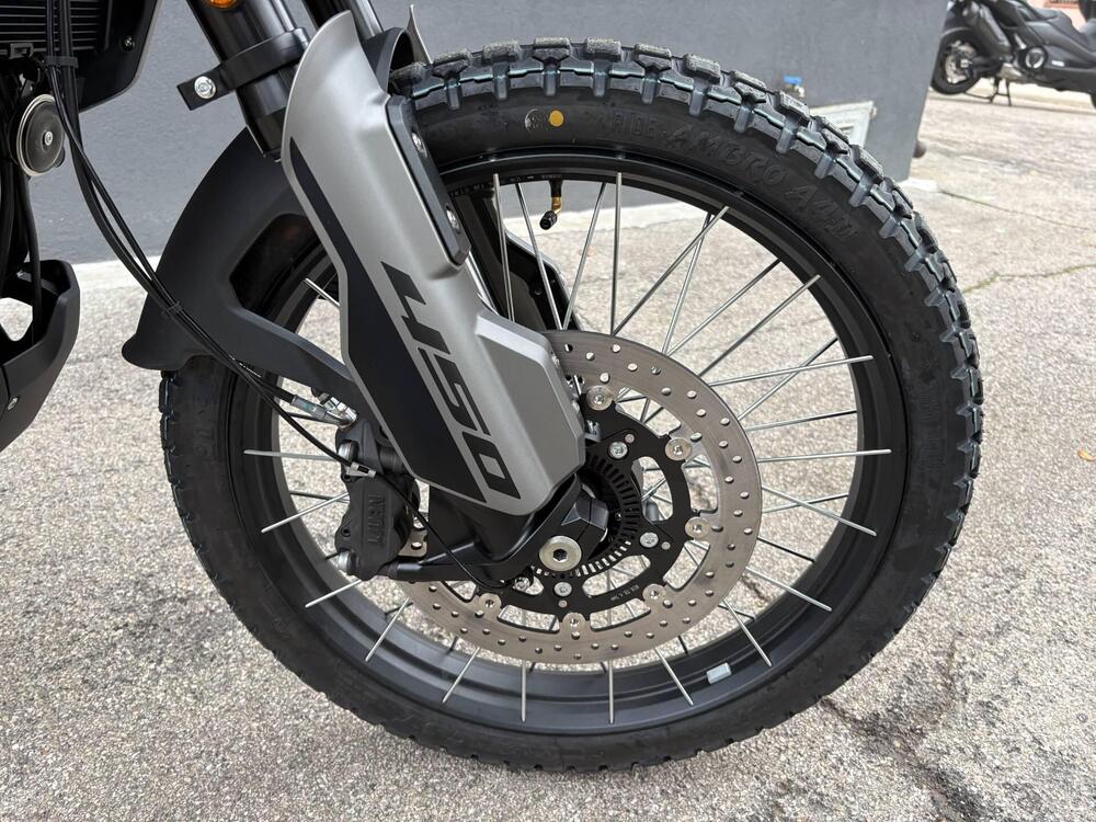 Moto Morini Allthrike 450 (2025 - 26) (6)