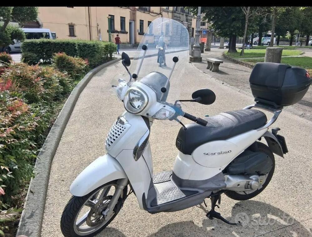 Aprilia Scarabeo 200 i.e. (2009 - 11) (7)