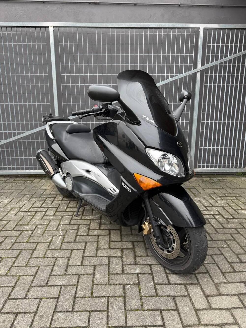 Yamaha T-Max 500 (2004 - 07) (3)