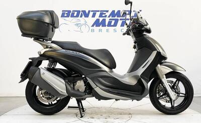 Piaggio Beverly 350 SportTouring ie ABS (2011 - 17) usata