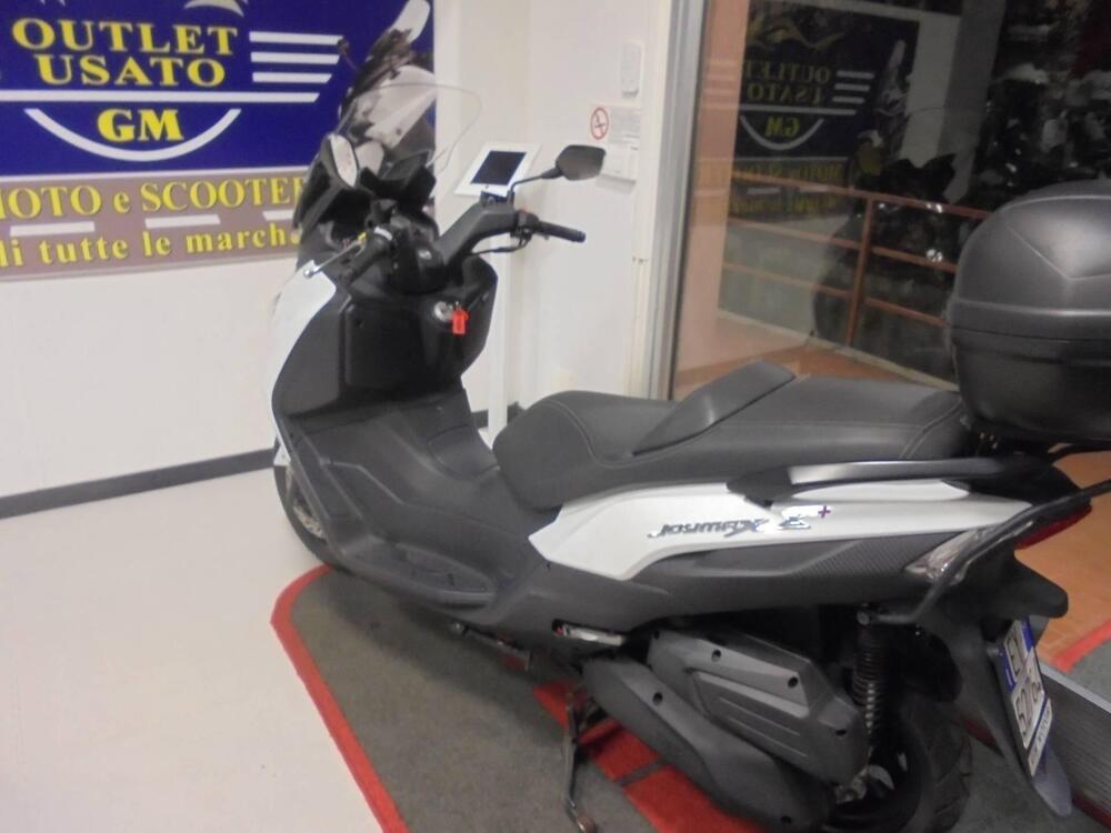 Sym Joymax 300 Z+ (2021 - 24) (3)