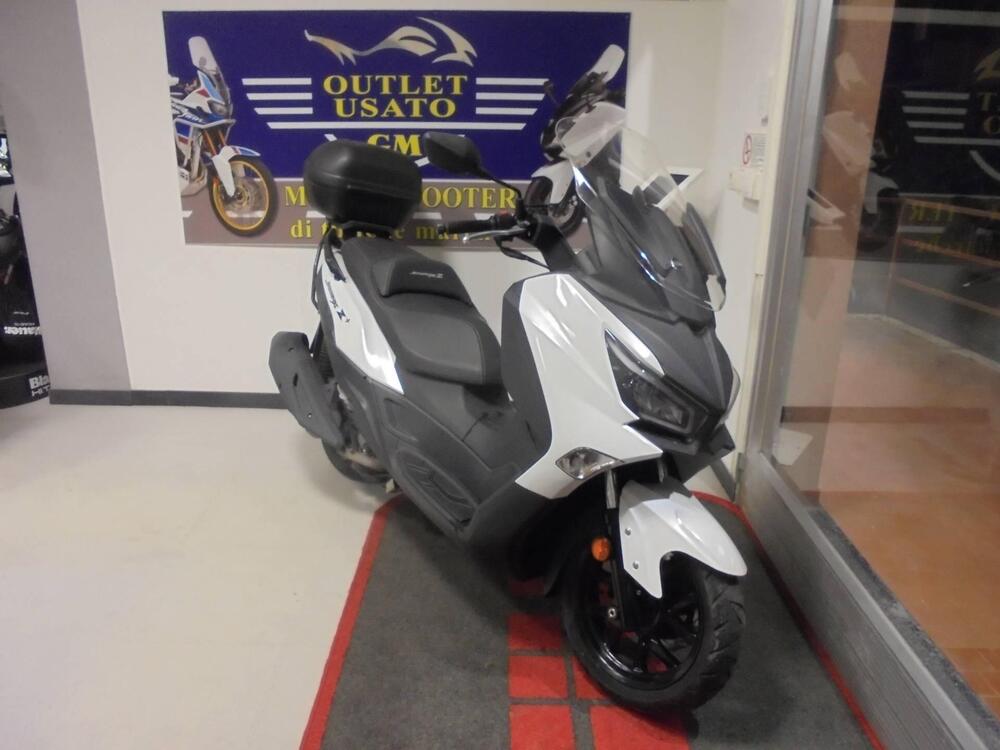 Sym Joymax 300 Z+ (2021 - 24) (4)