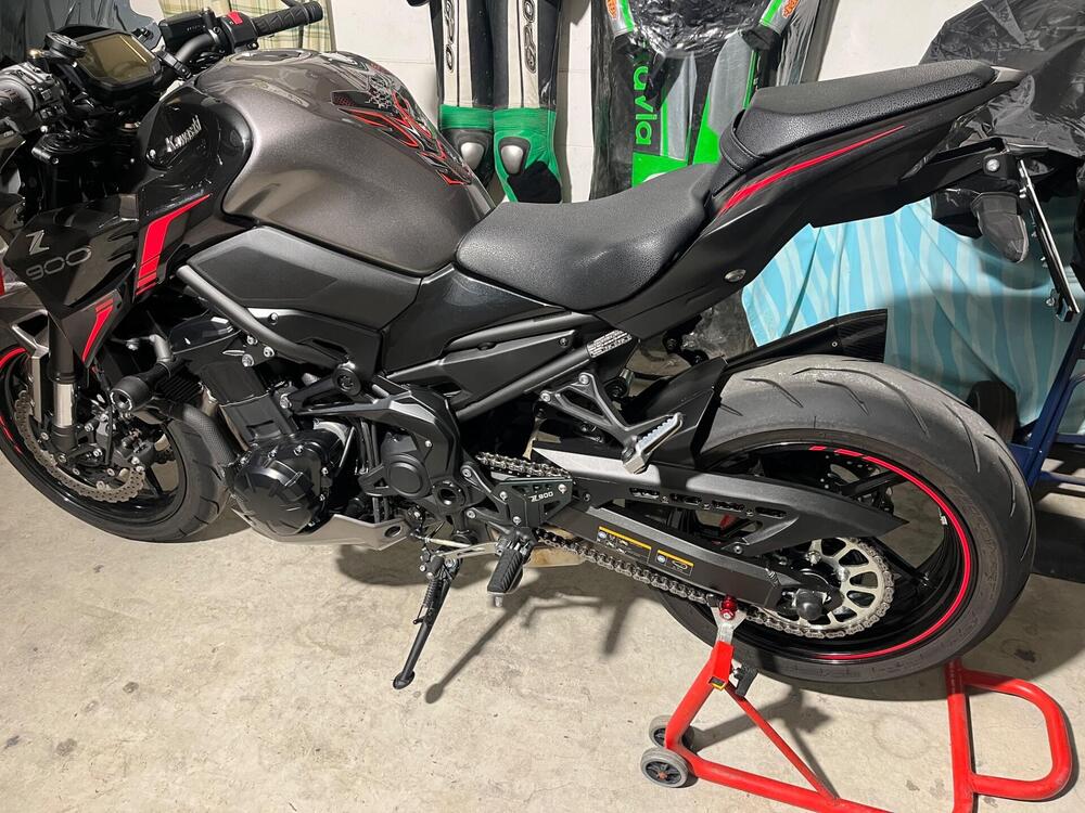 Kawasaki Z 900 (2021 - 24) (3)