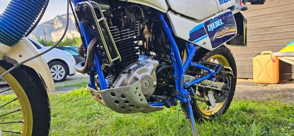 Suzuki DJEBEL 600 ENDURO (8)