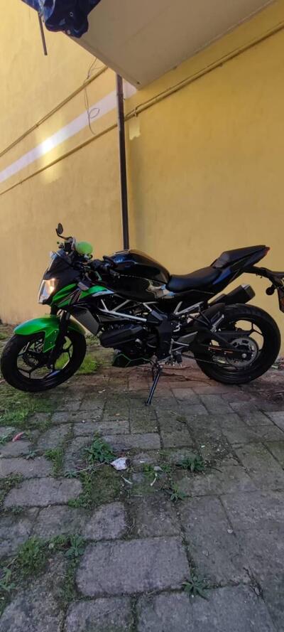 Kawasaki Z 125 (2021 - 24) usata