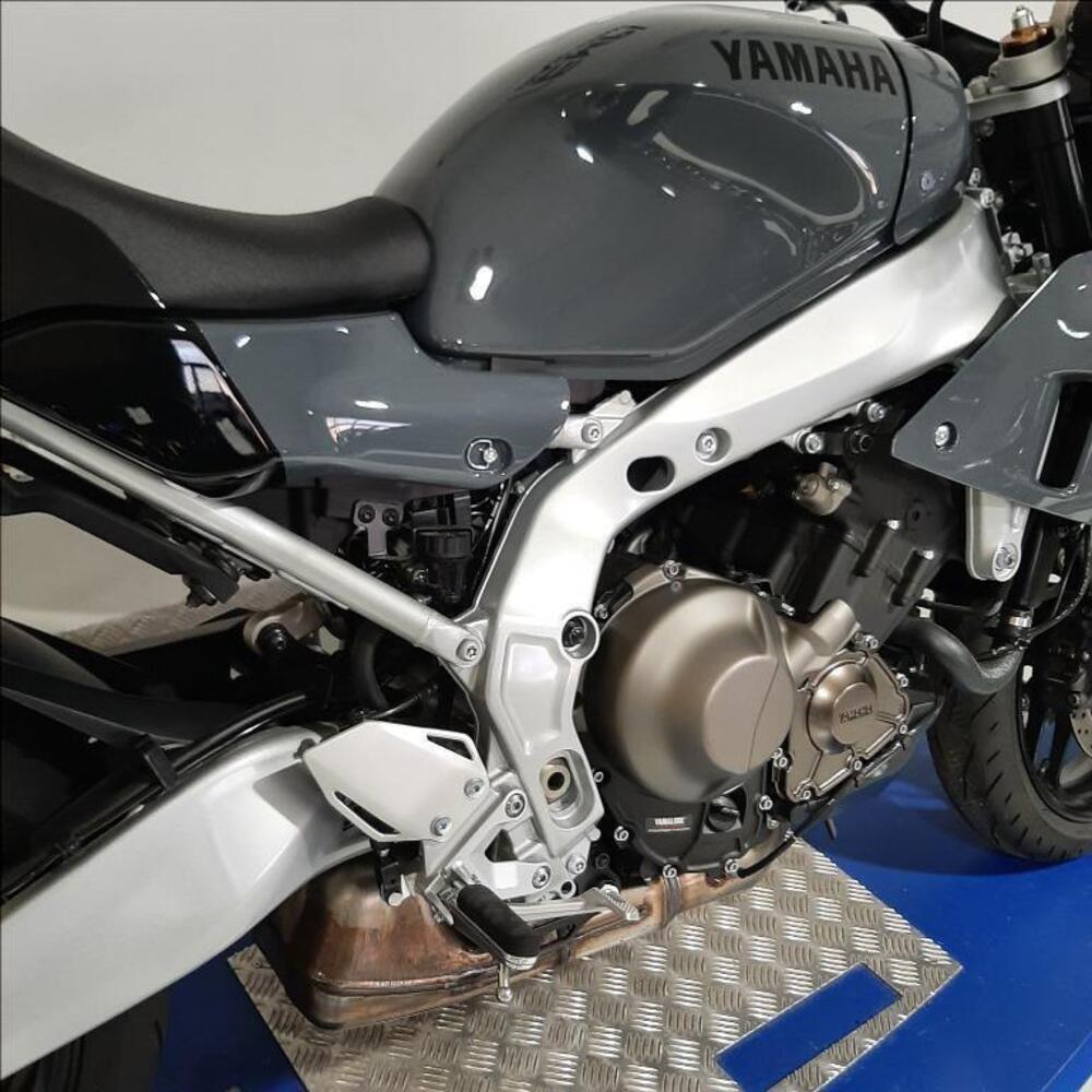 Yamaha XSR 900 GP (2024 - 26) (11)