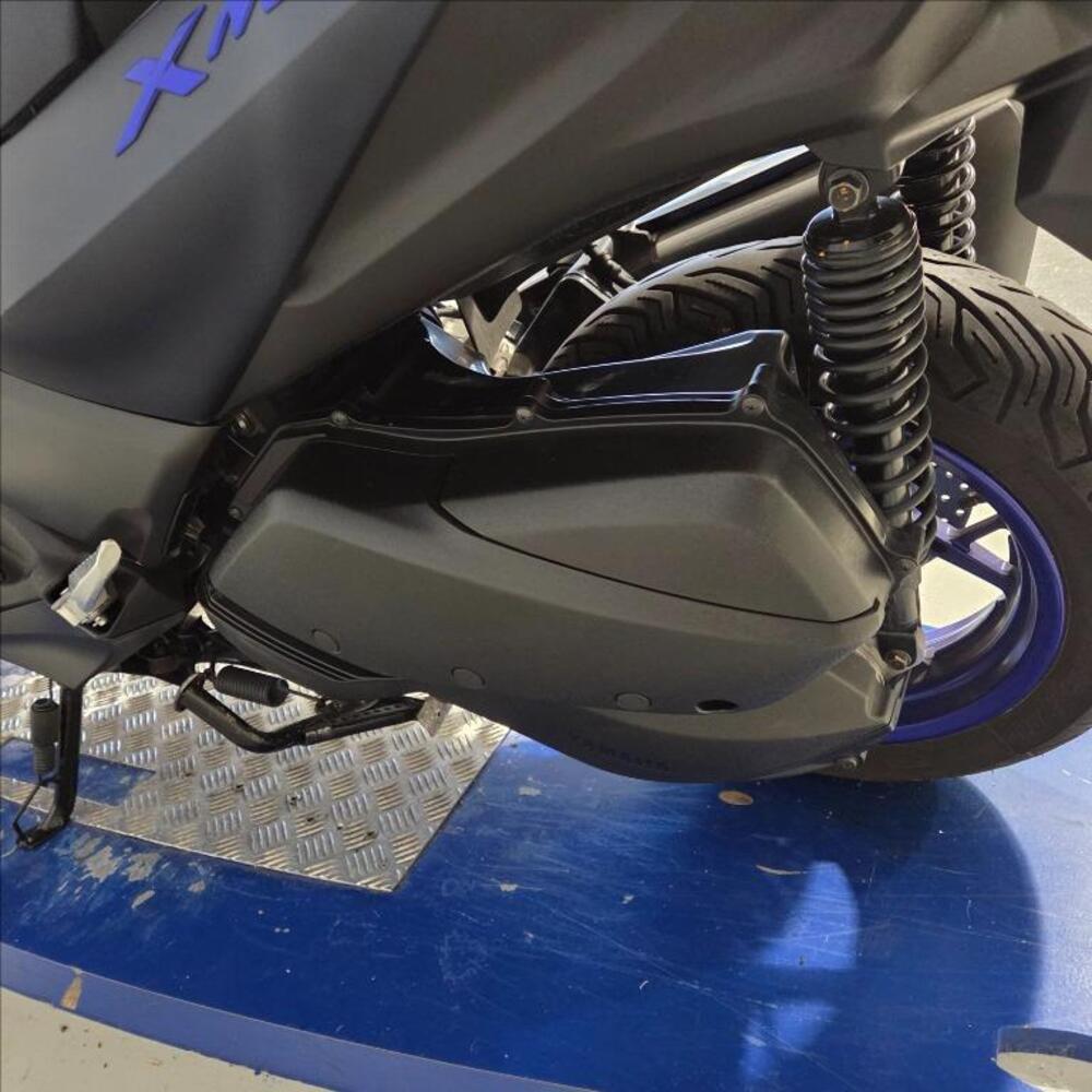 Yamaha X-Max 300 (2021 - 24) (5)
