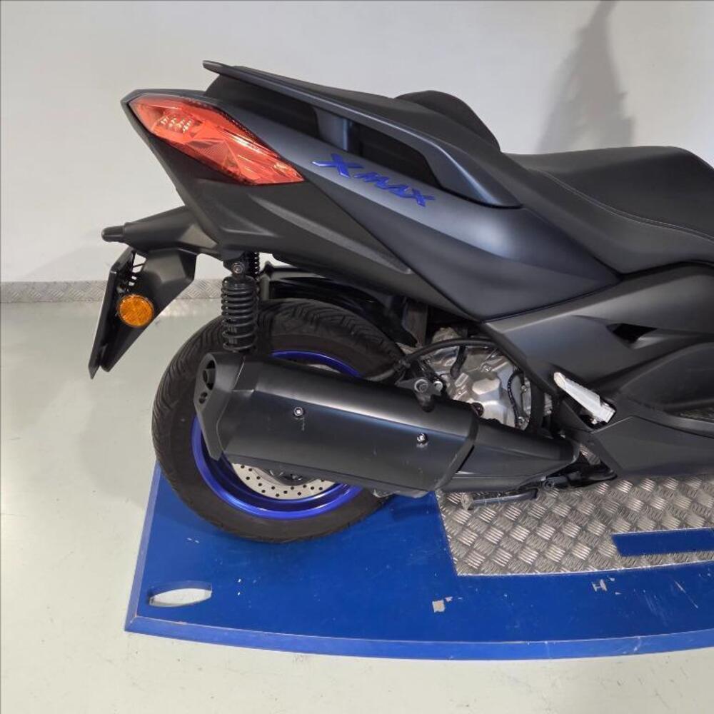 Yamaha X-Max 300 (2021 - 24) (7)