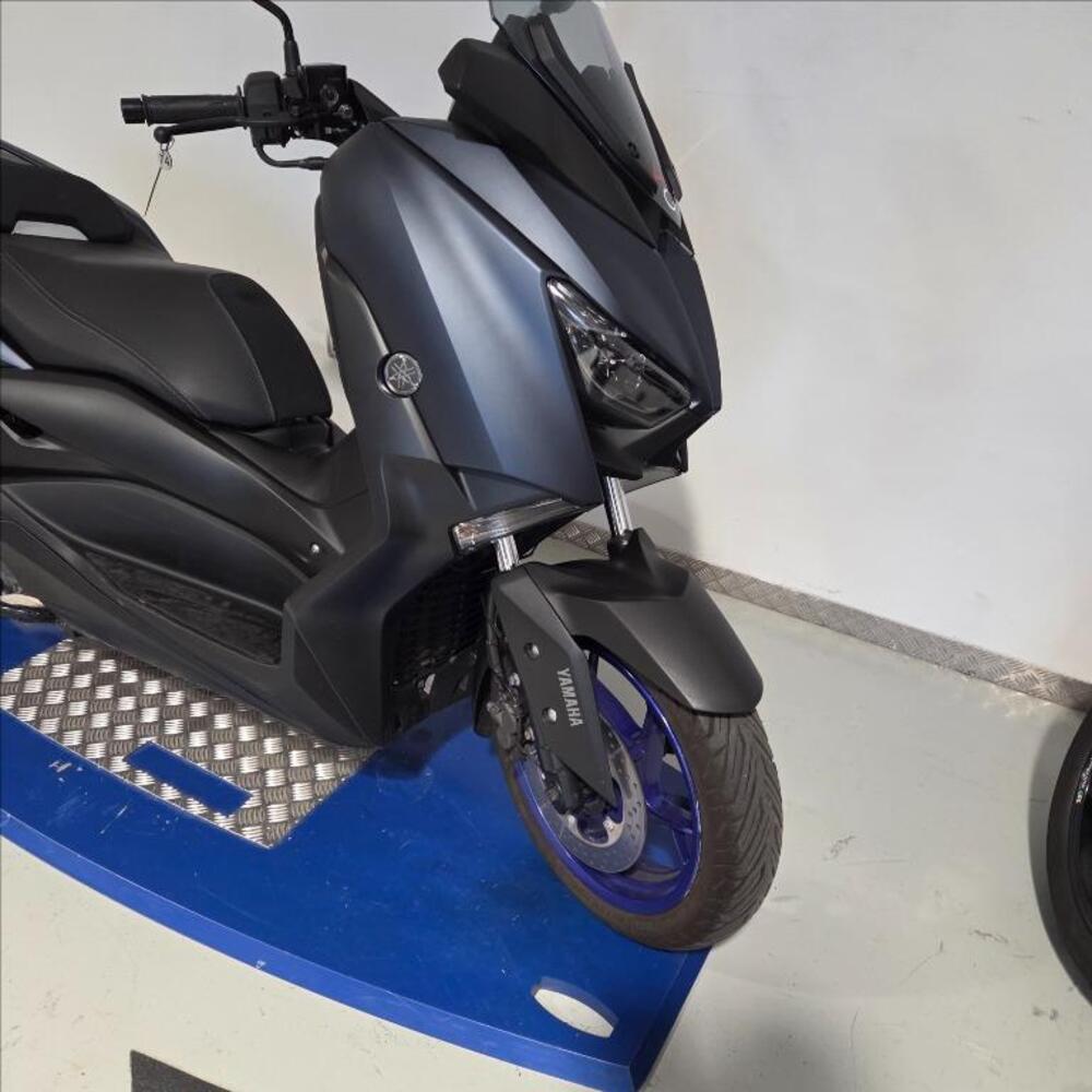 Yamaha X-Max 300 (2021 - 24) (8)