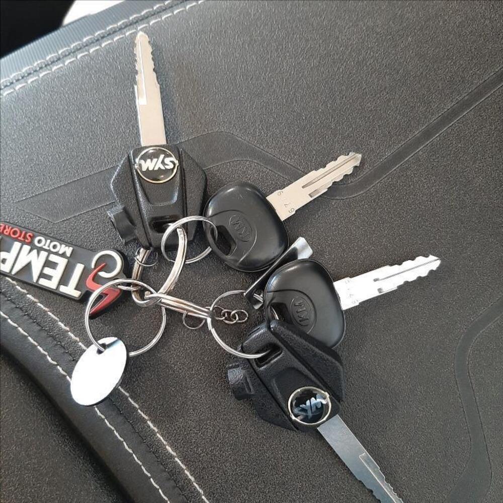 Sym Joymax 300 Z+ (2021 - 24) (7)