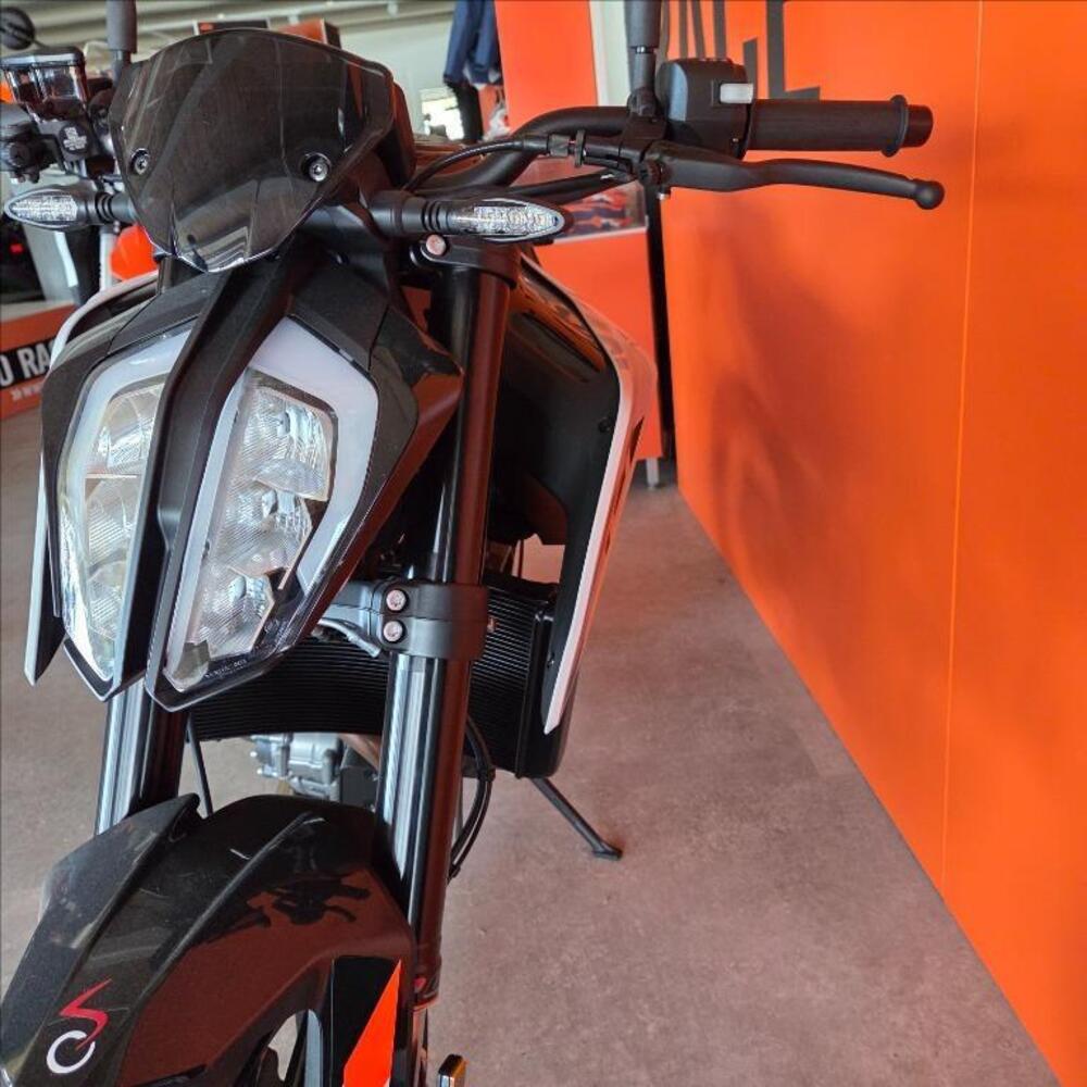 KTM 790 Duke L (2023 - 24) (3)