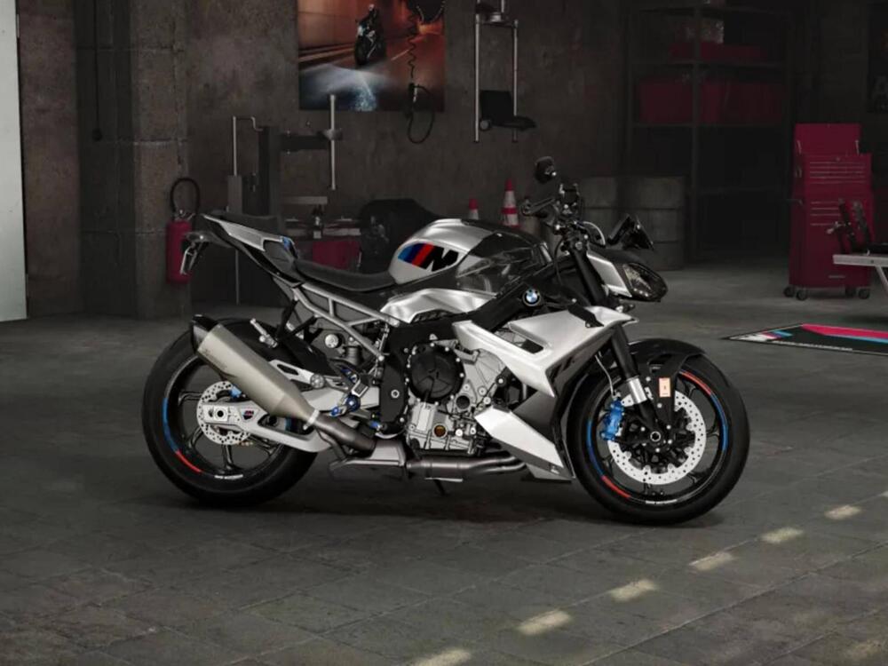 Bmw M 1000 R (2025 - 26)