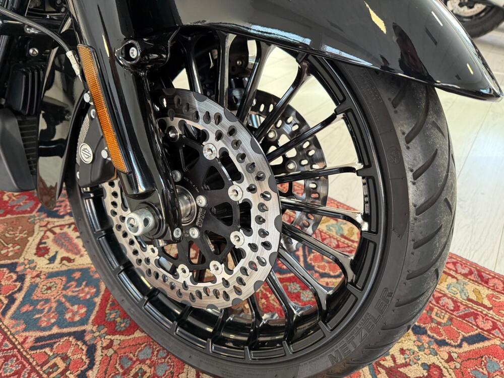 Harley-Davidson 107 Road King Special (2017 - 18) - FLHRXS (13)