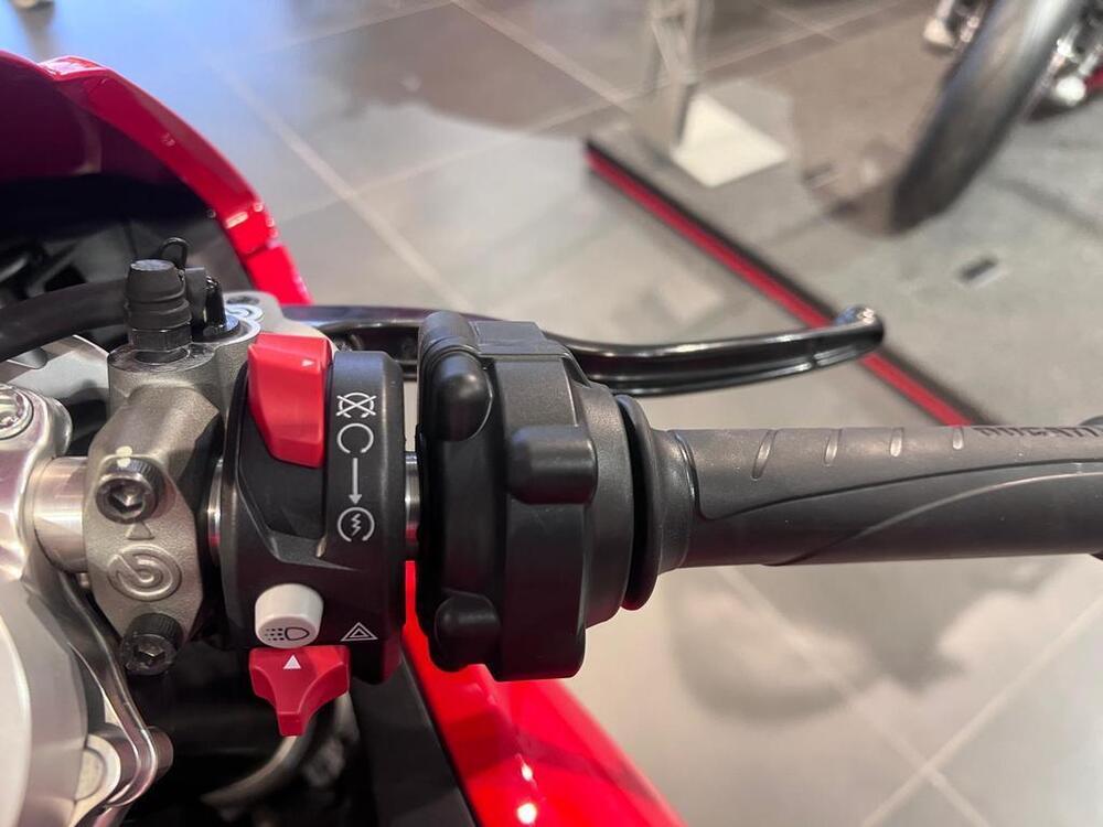 Ducati Panigale V2 (2021 - 24) (12)