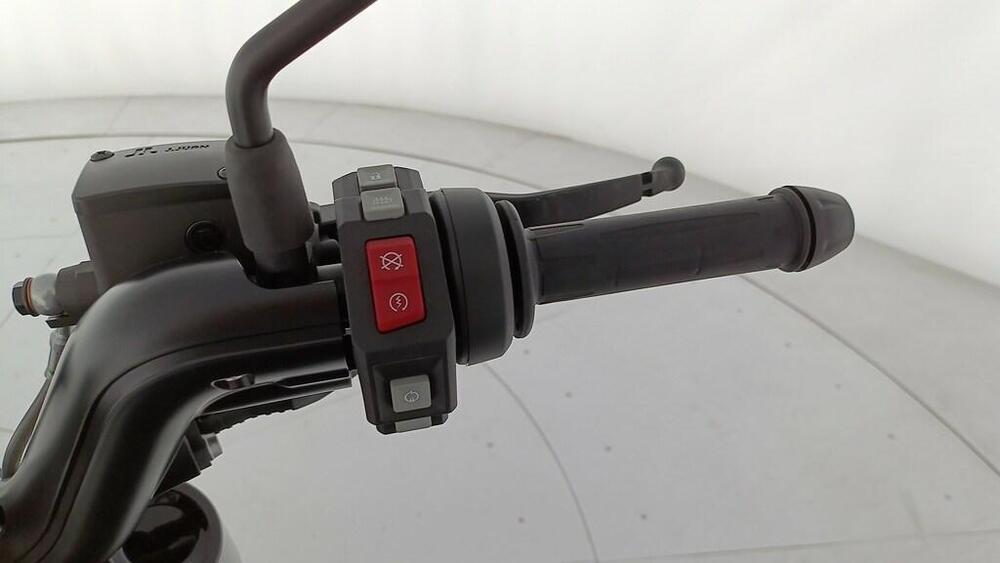 Bmw CE 02 AM (2024 - 26) (13)