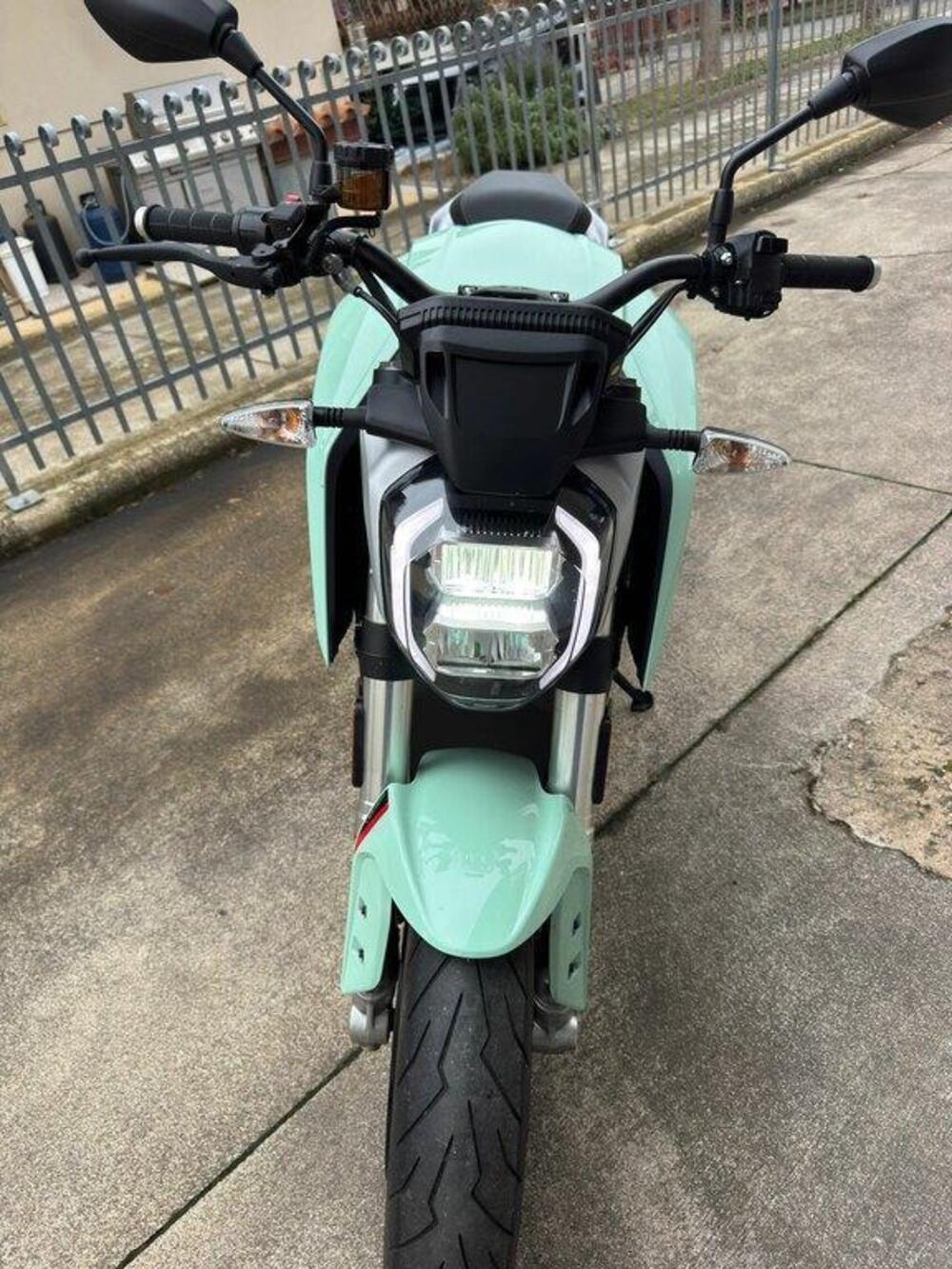 Zero SR-F Premium (2020 - 21) (2)