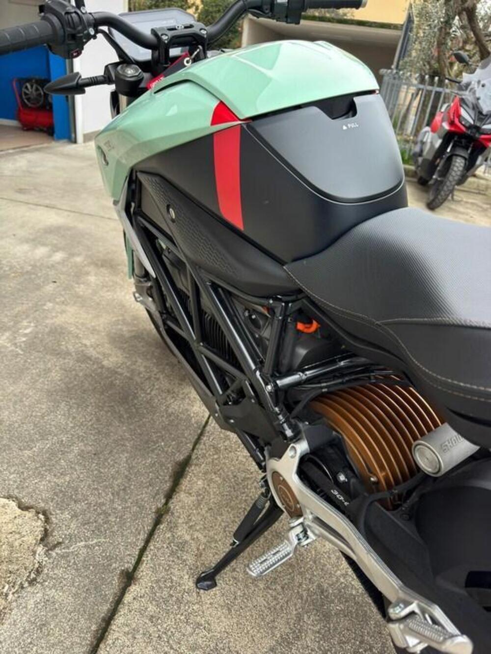 Zero SR-F Premium (2020 - 21) (6)