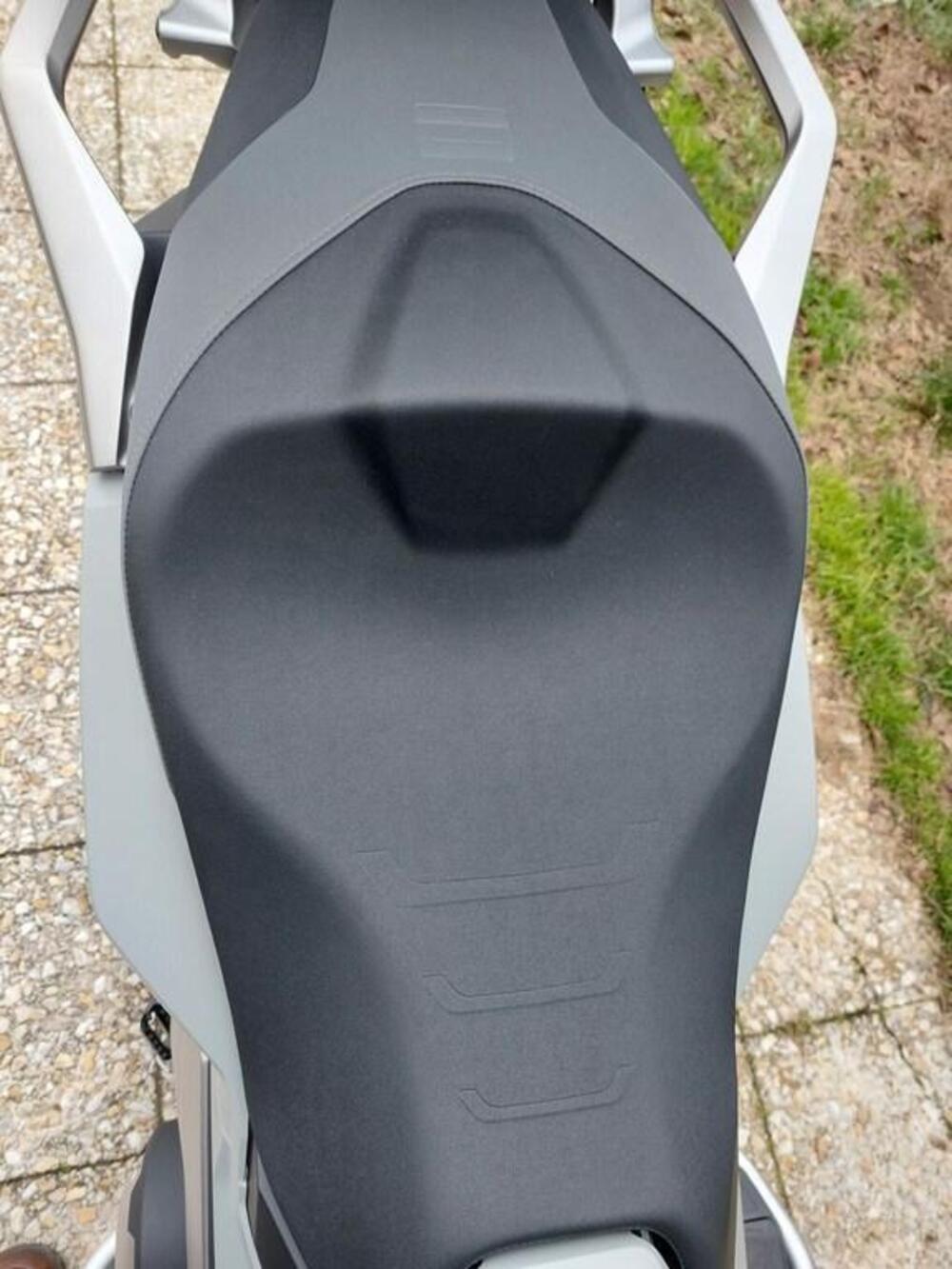 Honda X-ADV 750 DCT Adventure (2021 - 24) (3)