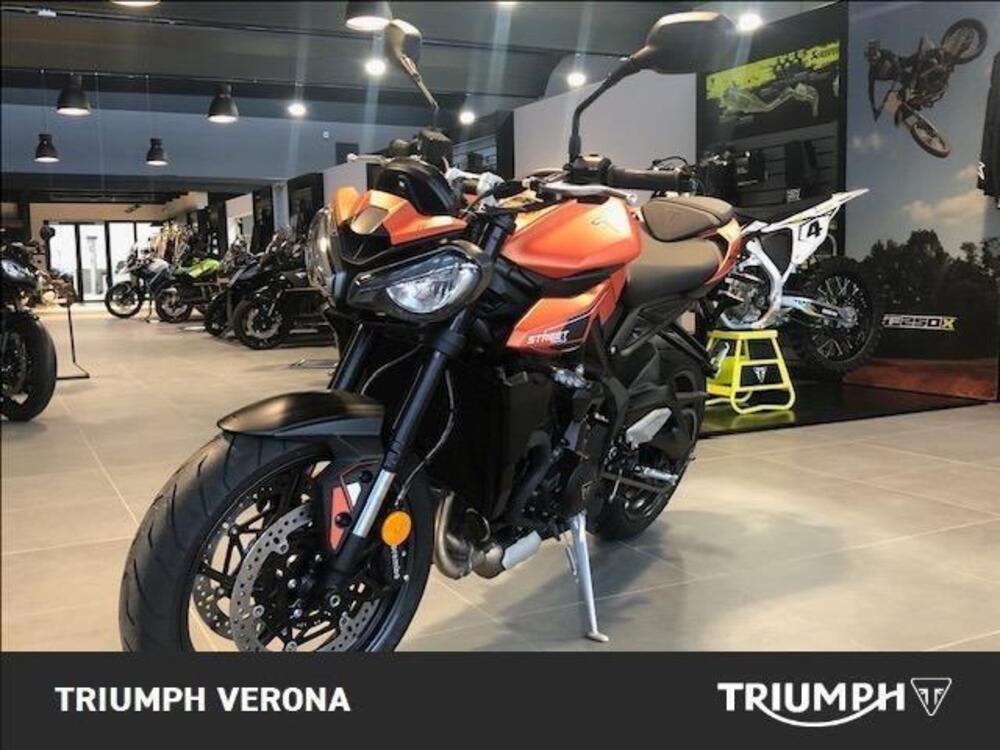 Triumph Street Triple 765 R (2023 - 26) (5)