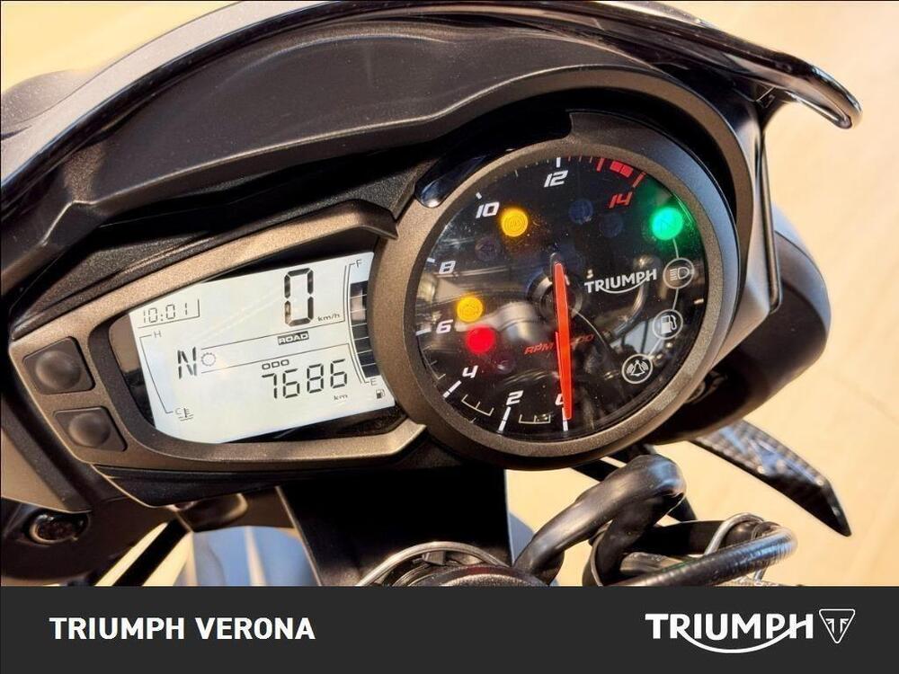 Triumph Street Triple R (2020 - 22) (6)
