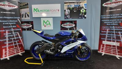 Yamaha YZF R6 (2006 - 07) usata