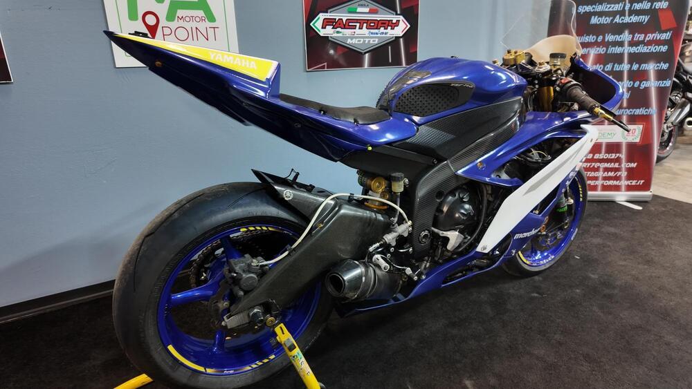 Yamaha YZF R6 (2006 - 07) (3)