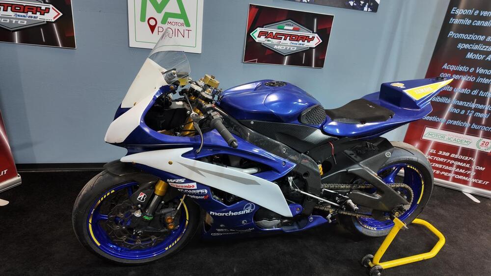 Yamaha YZF R6 (2006 - 07) (5)