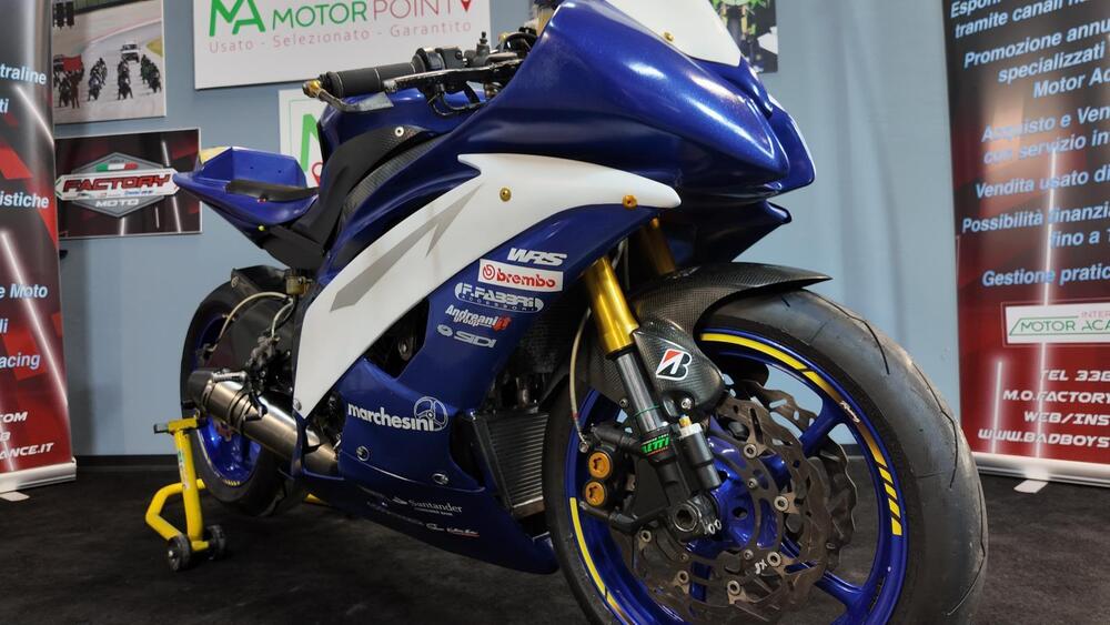 Yamaha YZF R6 (2006 - 07) (6)