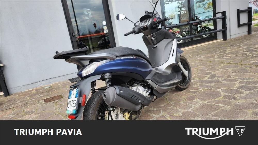 Piaggio Beverly 300 i.e. ABS-ASR (2016 - 20) (4)