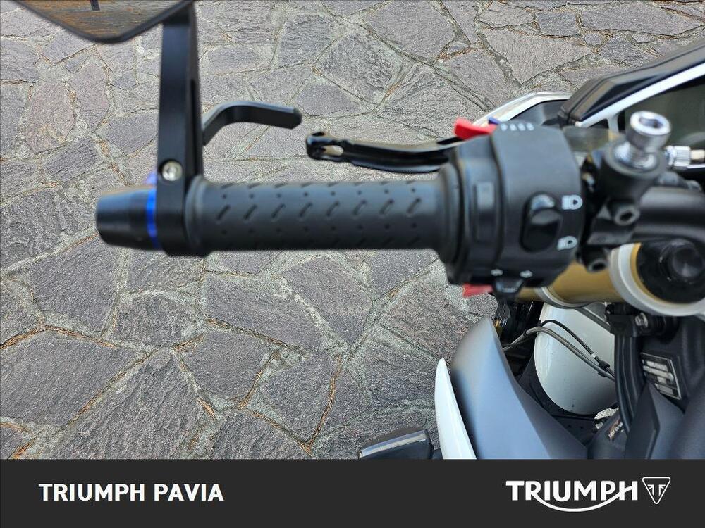 Triumph Street Triple ABS (2013 - 17) (21)