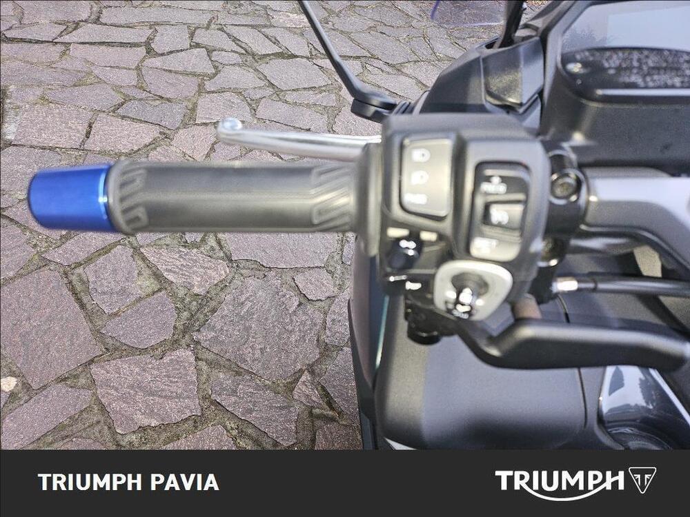 Yamaha T-Max 560 Tech Max (2022 - 24) (24)