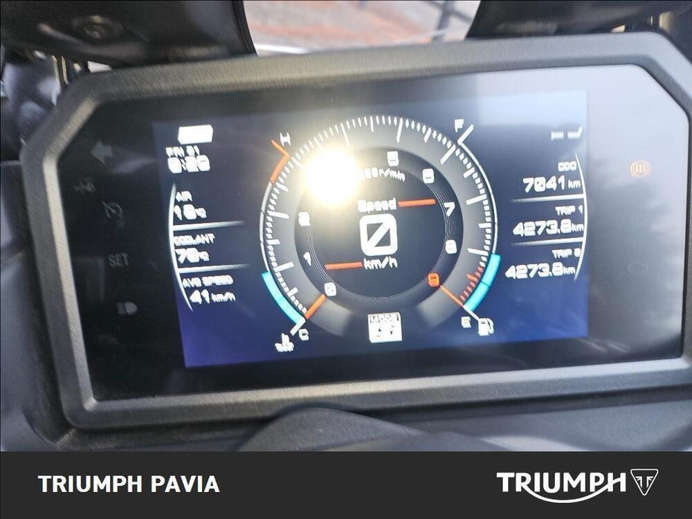 Yamaha T-Max 560 Tech Max (2022 - 24) (28)