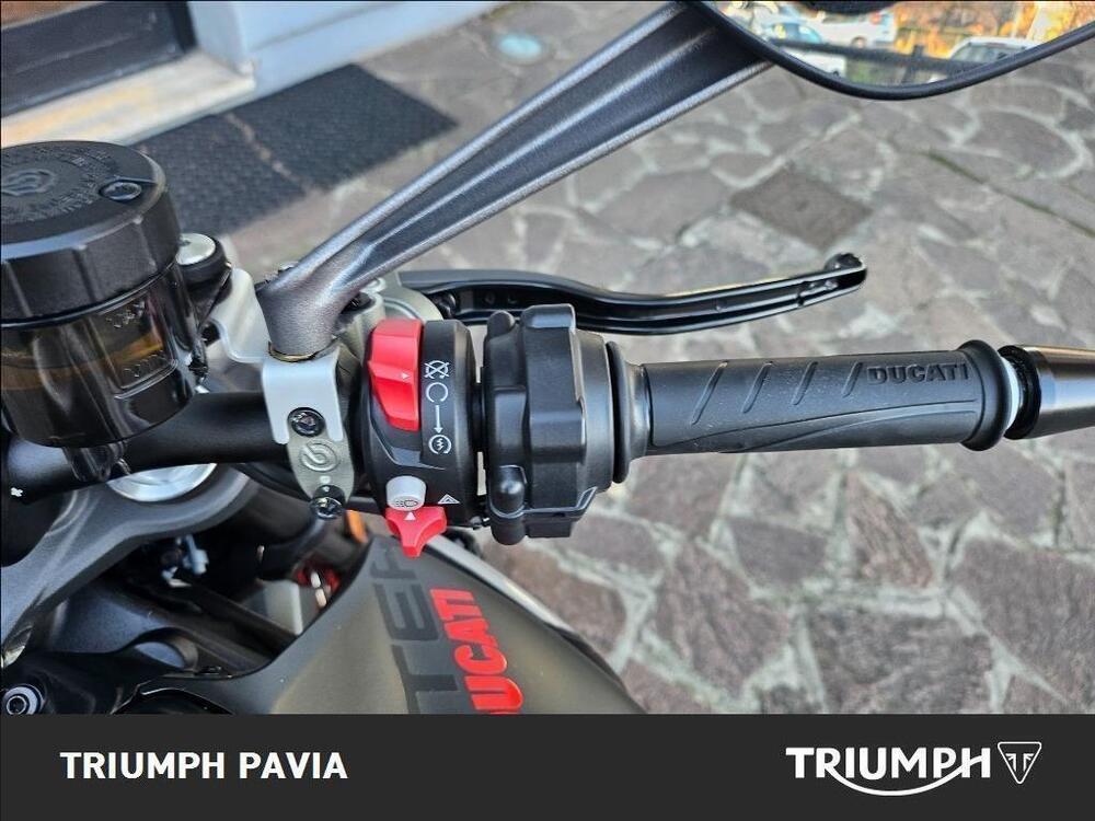 Ducati Monster 937 + (2021 - 25) (26)