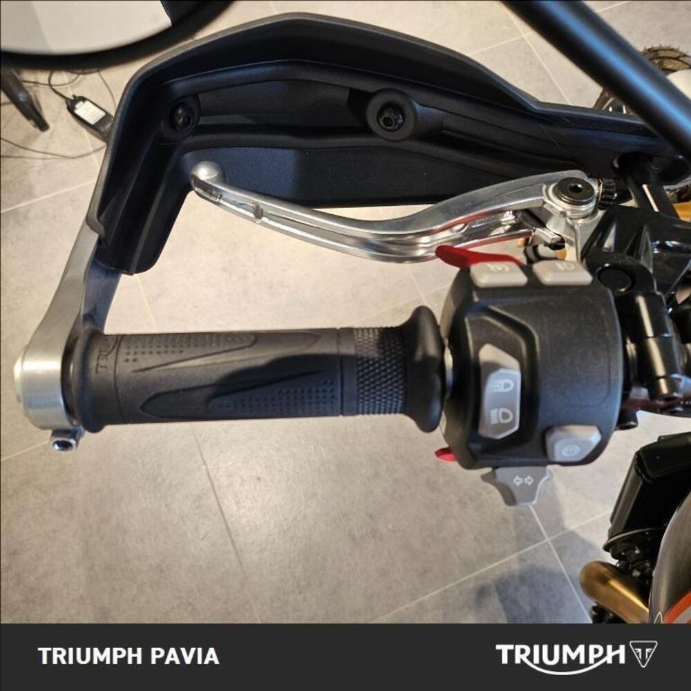 Triumph Scrambler 1200 XE (2024 - 25) (19)