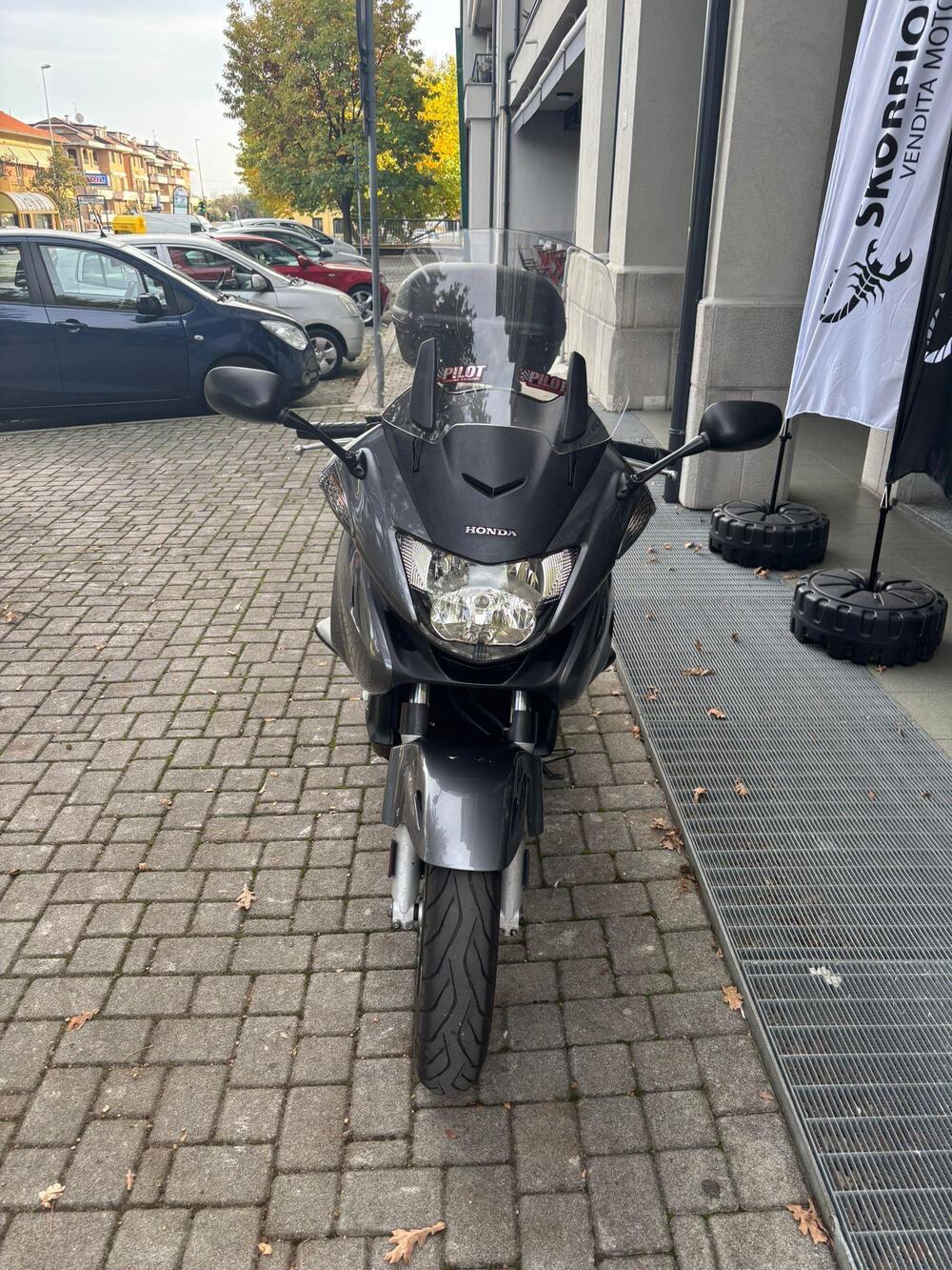 Honda Deauville 700 ABS (3)