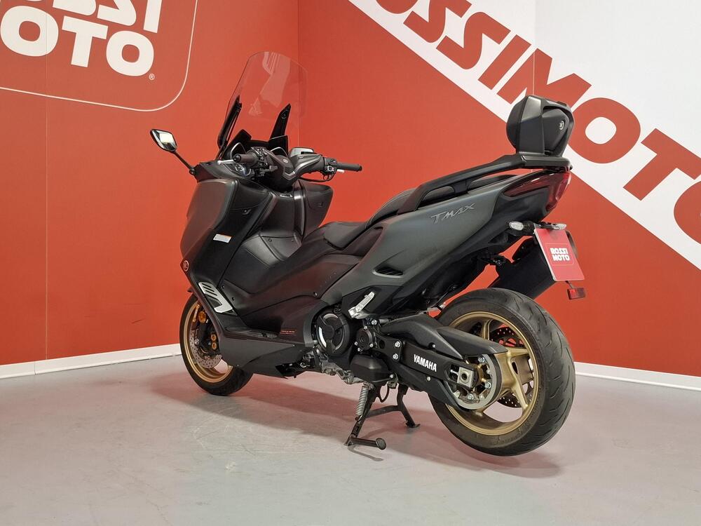 Yamaha T-Max 560 Tech Max (2021) (4)