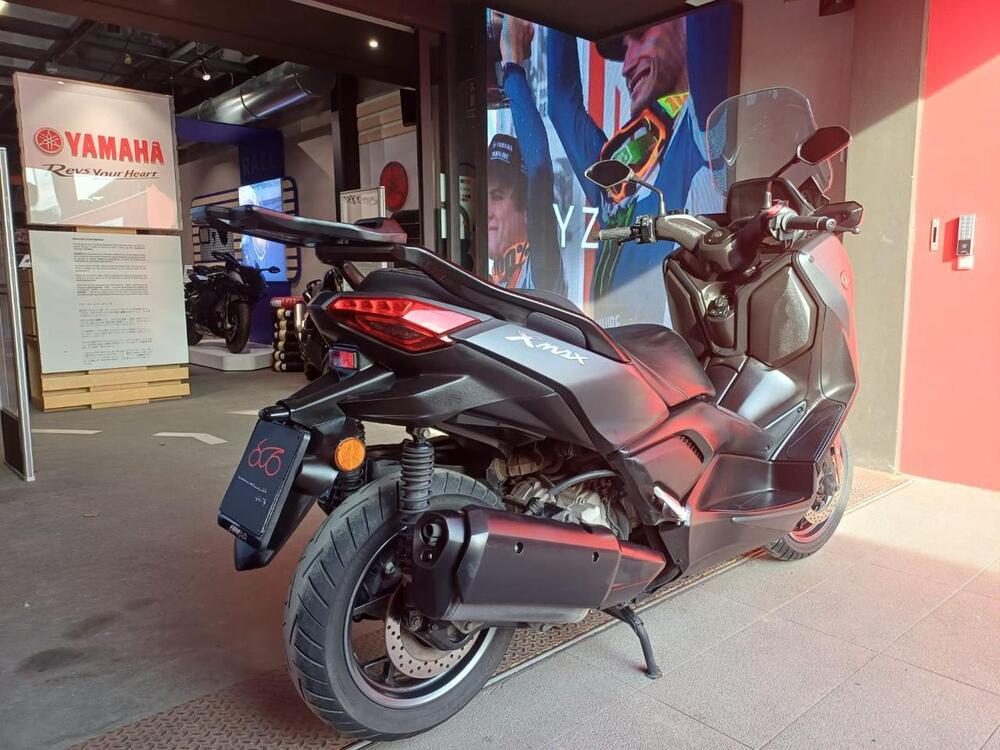 Yamaha X-Max 300 (2021 - 24) (4)