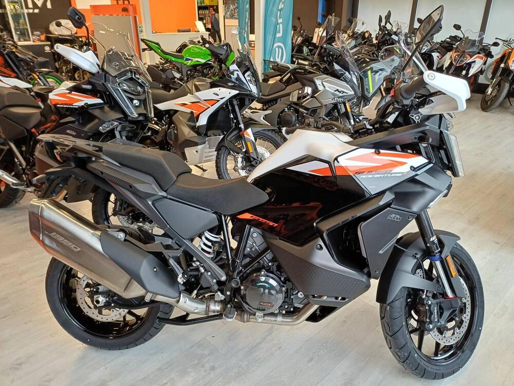 KTM 1390 Super Adventure S EVO (2026) (4)