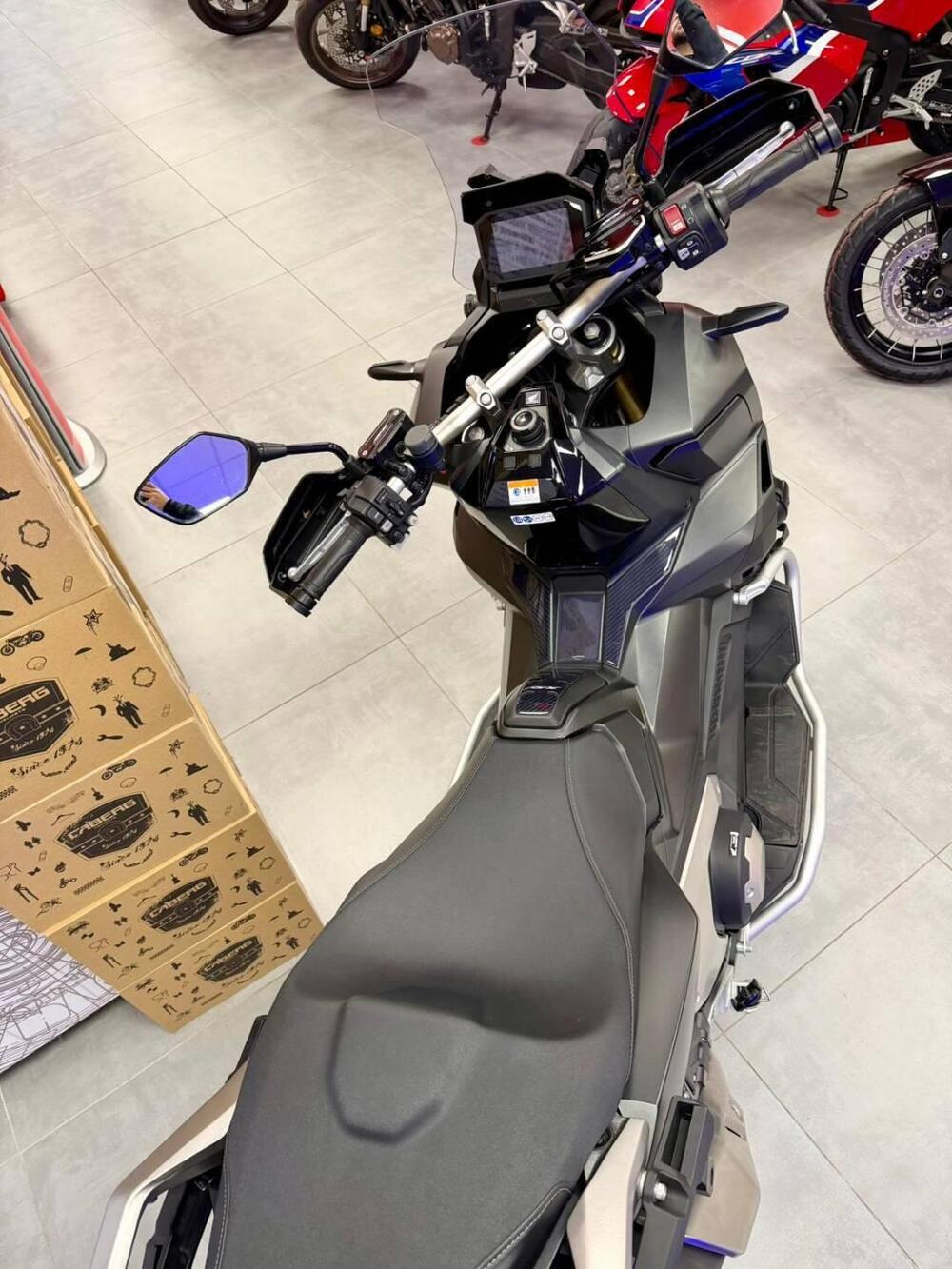 Honda X-ADV 750 DCT Travel (2021 - 24) (5)