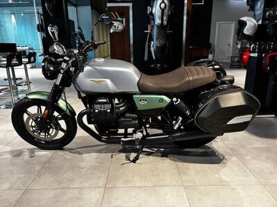 Moto Guzzi V7 Stone Centenario (2021 - 22) usata