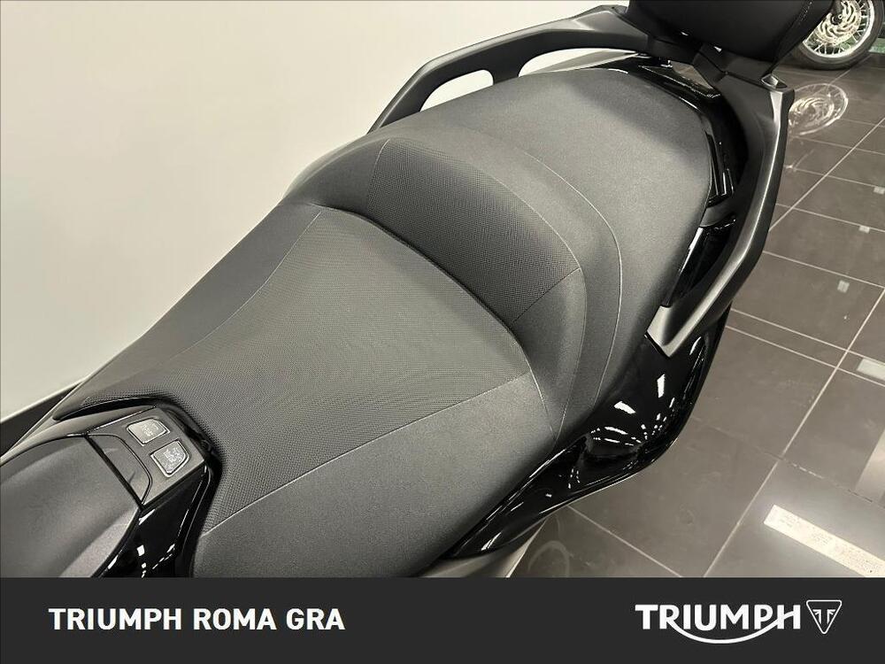 Yamaha T-Max 530 (2017 - 19) (11)
