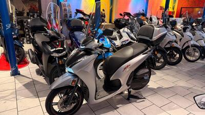 Honda SH 350 Sport (2021 - 24) usata